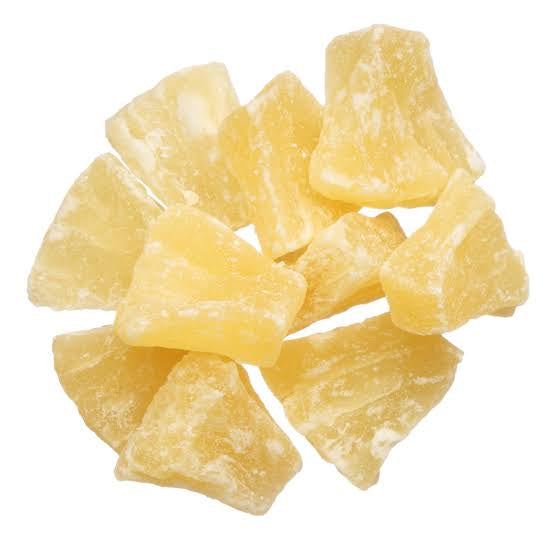 Dried pineapple